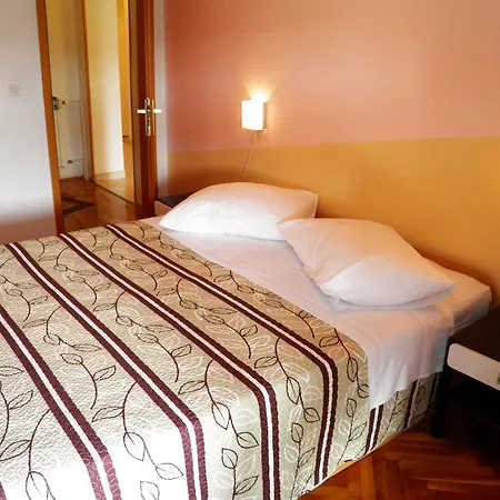 Apartamento Trost 40 *
