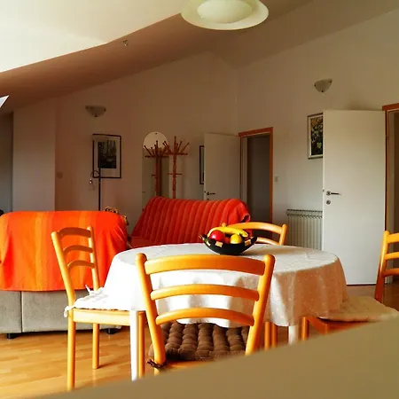 Trost 40 Rovinj