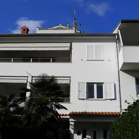 Trost 40 Rovinj